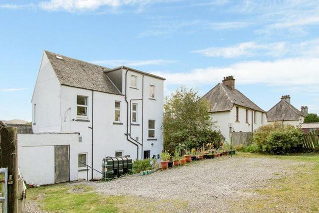 Caledonian Canal Top Floor Flat, View Of Ben Nevis Fort William Exterior photo